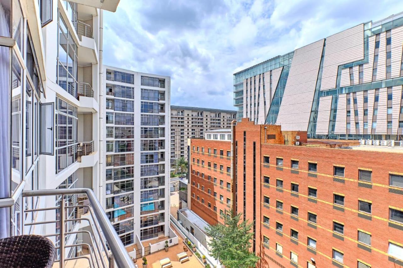 Sandton Serviced Apartments@Hydro جوهانسبورغ الغرفة الصورة